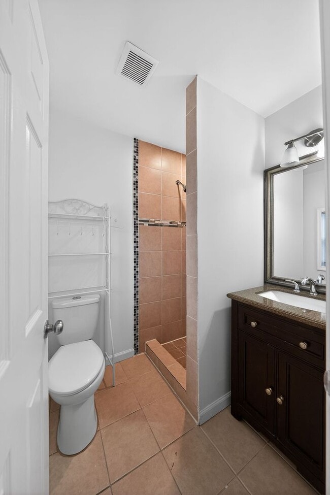 Building Photo - 7920 Temple Hill Rd