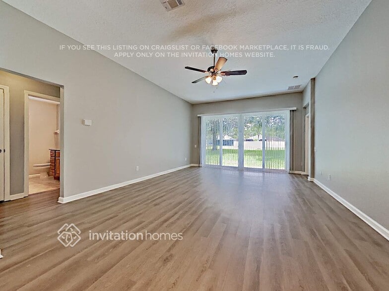 Building Photo - 1728 Setting Sun Loop