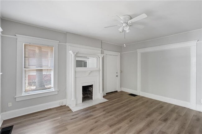 Building Photo - 742 Charles Allen Dr NE