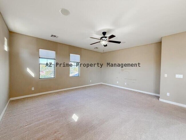 Building Photo - 7707 S 23rd Ln