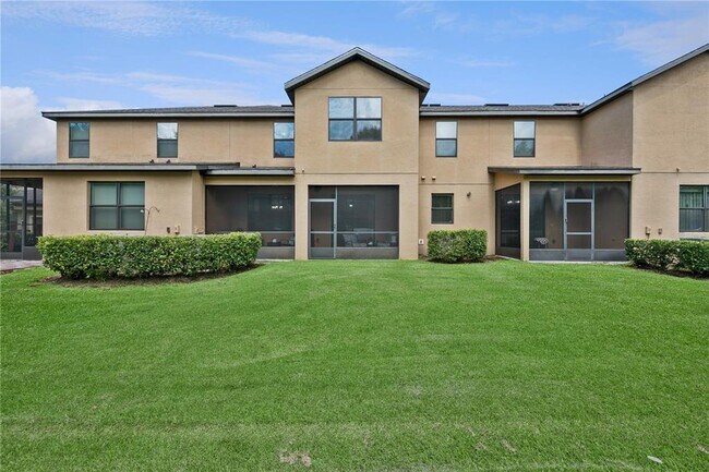 Building Photo - 2438 Seven Oaks Dr