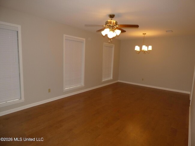 Building Photo - 238 Westview Cir