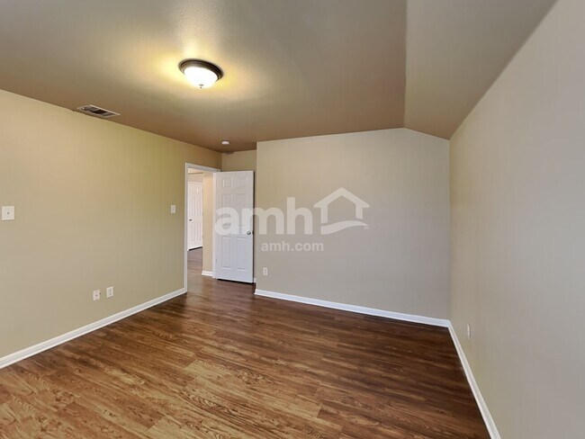 Building Photo - 3723 Holden Ct