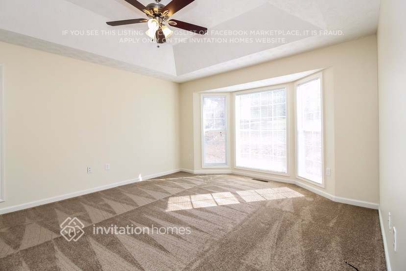 Building Photo - 3517 Willow Tree Cir