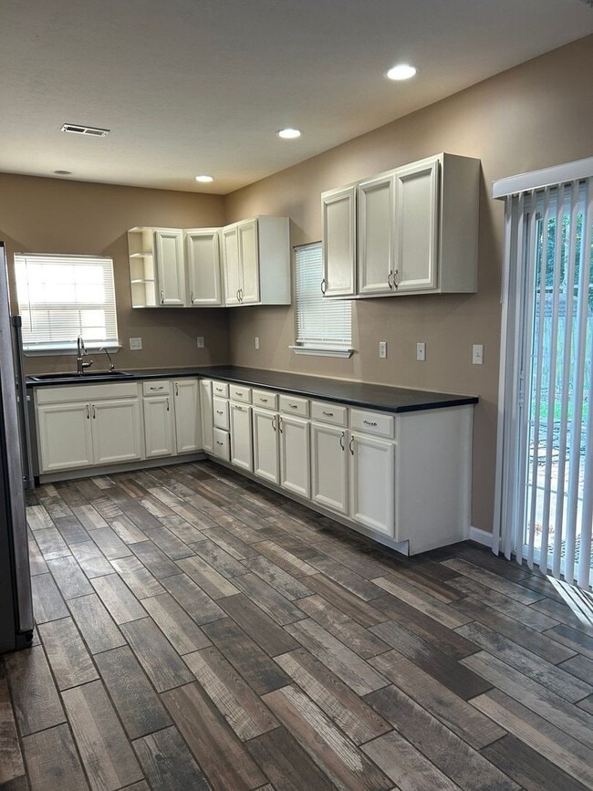 Building Photo - 3051 Bluster Ct