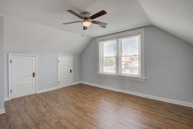 Building Photo - 1629 Hoffner St