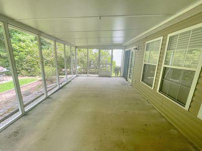 Building Photo - 123 Hawk's Nest Ct