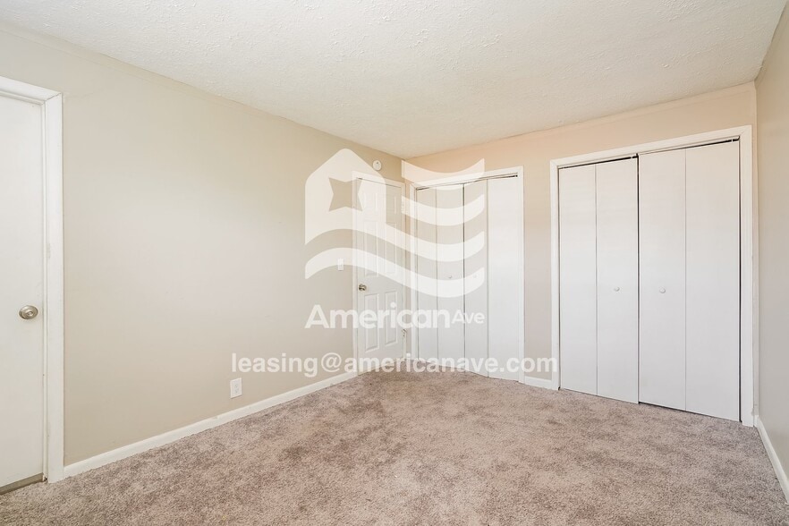 Building Photo - 1629 Knox St