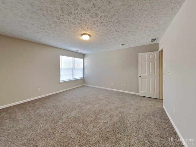 Building Photo - 144 Hilltop Farms Blvd
