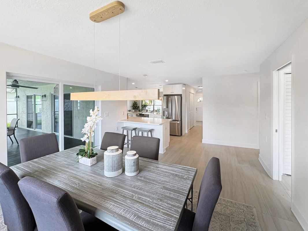 Building Photo - 9907 ISLAND HARBOR Dr
