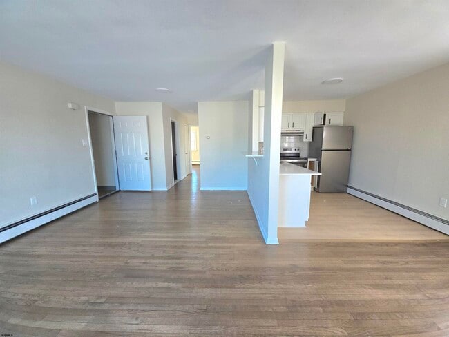 Building Photo - 2304 Hamilton Ave