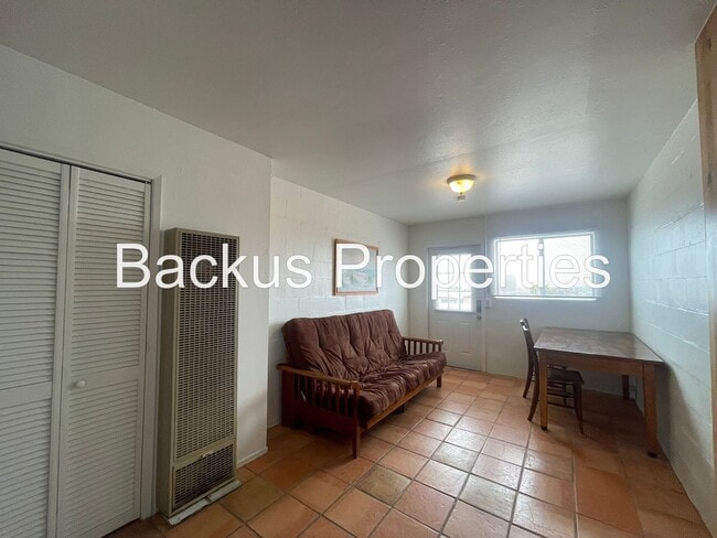 Building Photo - Wonderful furnished loft in upper Seaside