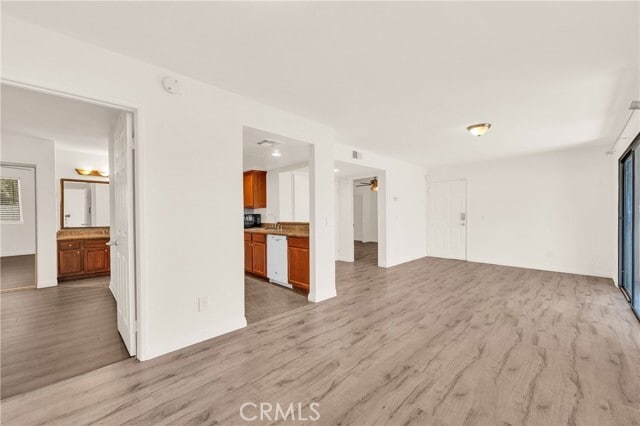 Building Photo - 1110 W Blaine St