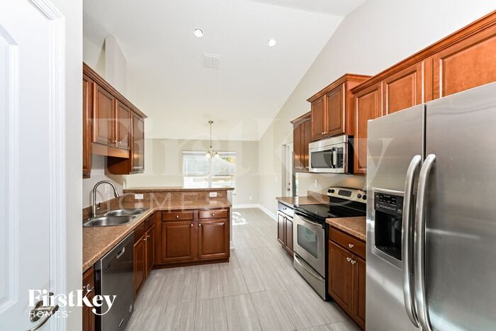Building Photo - 2178 Chickadee Dr