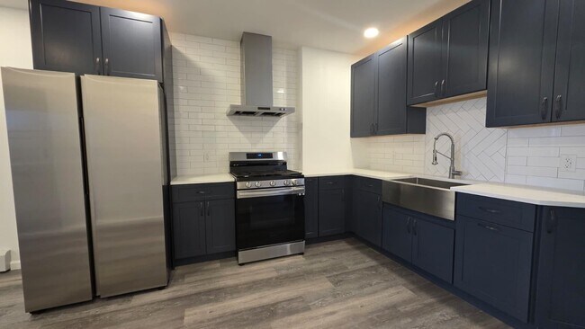 Primary Photo - 2707 Bergenline Ave