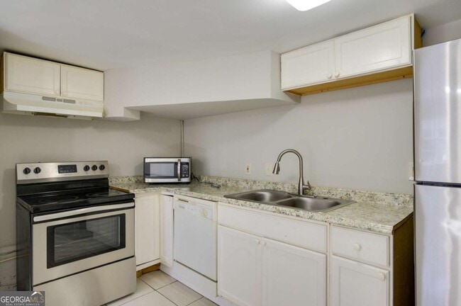 Building Photo - 1459 Hartford Ave SW
