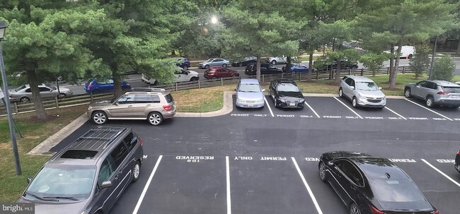 Building Photo - 4328 Dunwood Terrace