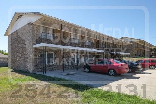 Primary Photo - 609 Sunset Ln