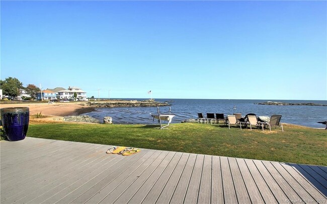 Building Photo - 181 Kings Hwy