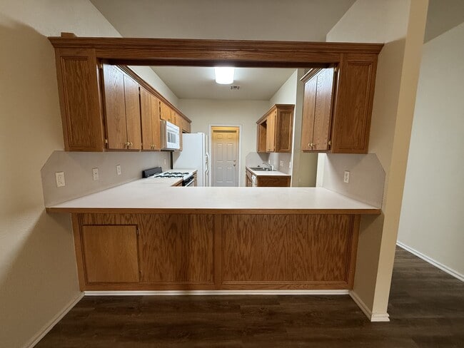 Building Photo - 5521 W 7th Ave