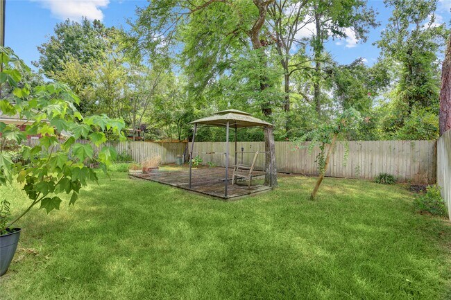 Building Photo - 35 Tranquil Glade Pl