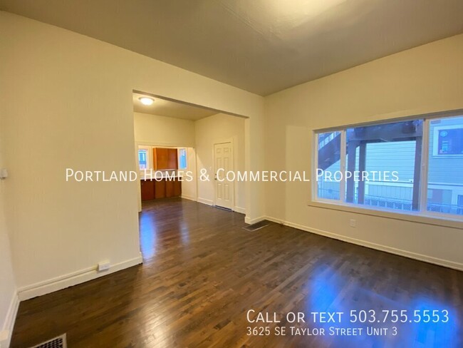 Building Photo - 1 Bedroom, Beautiful Hardwood Floors, Hawt...