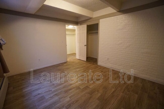 Building Photo - 800 W Belleview Ave