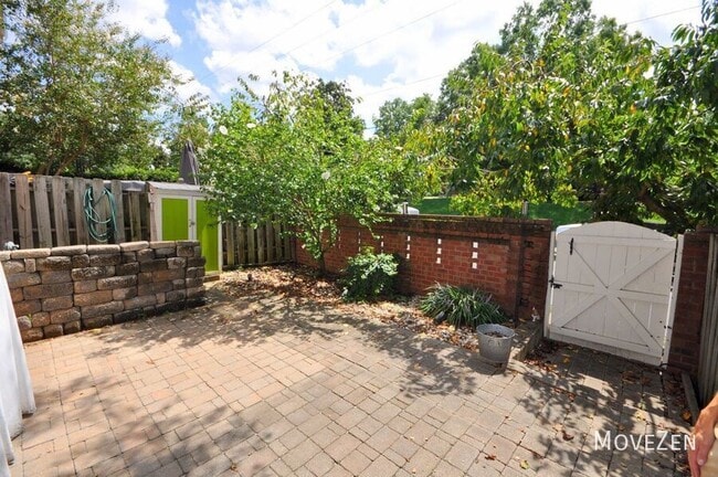 Building Photo - 2708 Dilworth Heights Ln