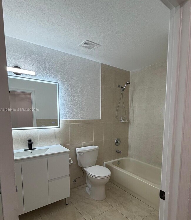 Building Photo - 14964 SW 32nd Terrace