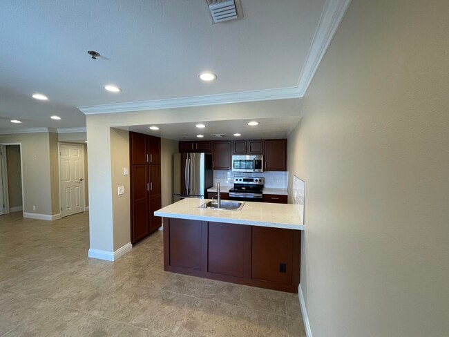 Building Photo - 43376 Cook St