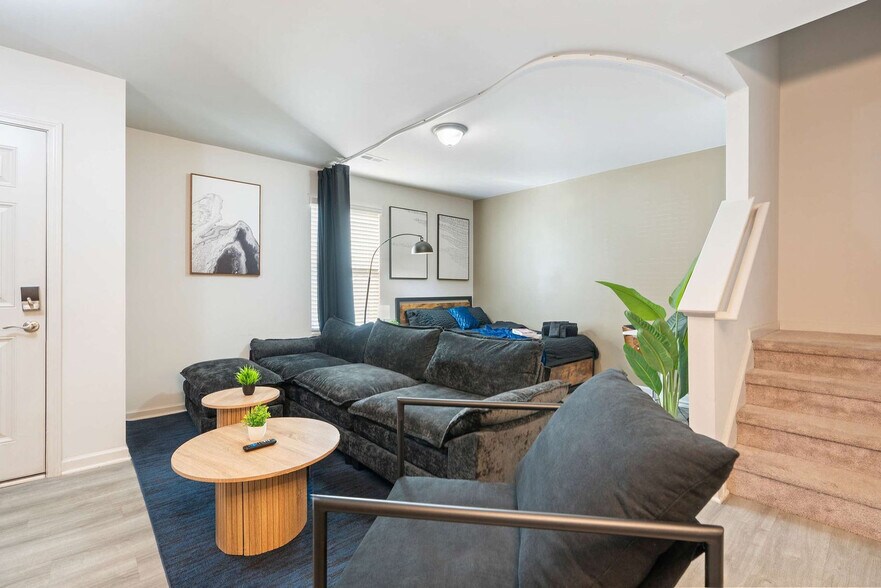 Building Photo - 229 Socket St