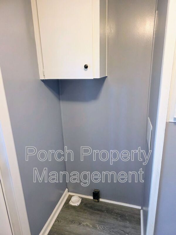 Building Photo - 12 Anne Cir