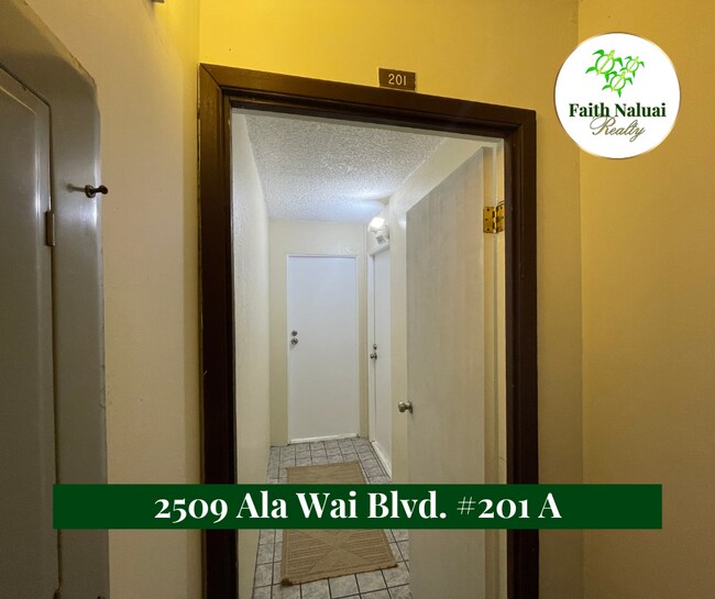 Building Photo - 2509 Ala Wai Blvd