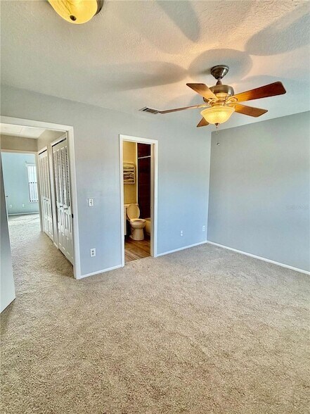 Building Photo - 604 Casa Park A Ct