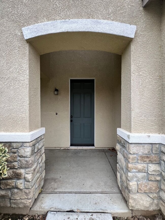 Building Photo - Move-In Ready Two-Story Rental with Loft and Formal Dining