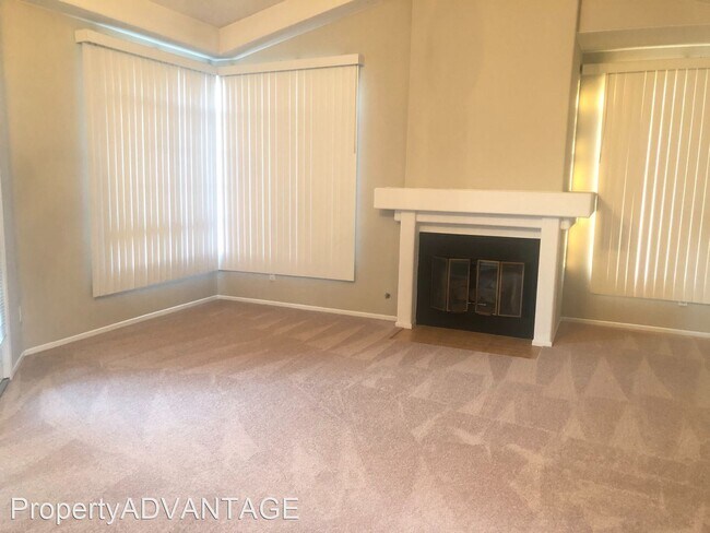 Building Photo - 2 br, 2 bath House - 3436 Cameo Dr. #70