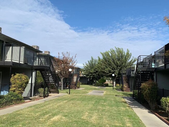 Canal Garden Flats - Garden Living Homes