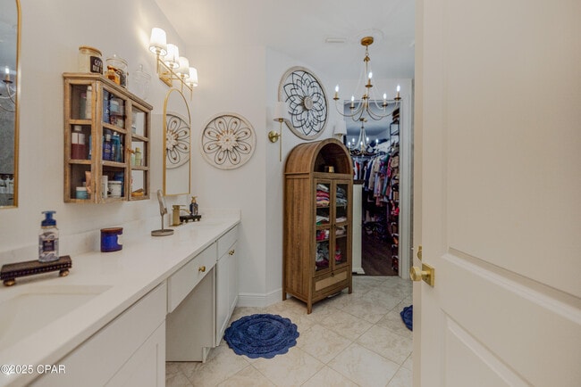 Building Photo - 8400 Dockside Pl