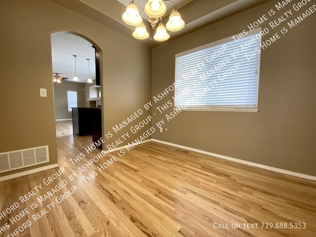 Building Photo - 6667 Snowy Range Dr