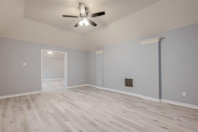 Building Photo - 18306 S Austin Shore Dr