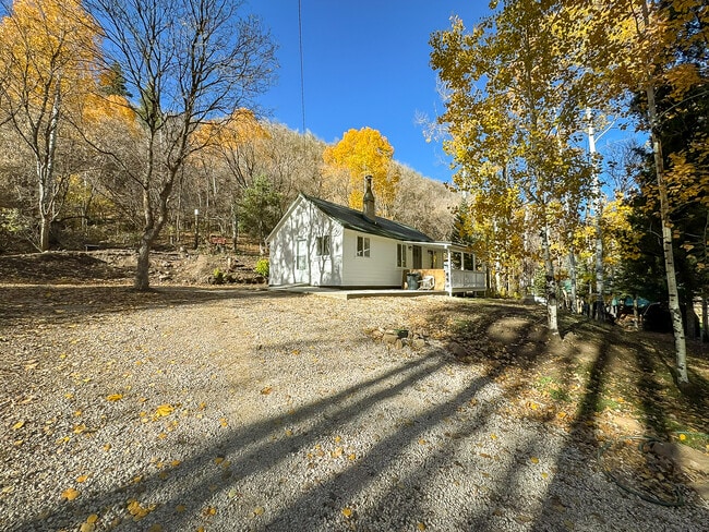 Primary Photo - 6071 N Shady Side Dr