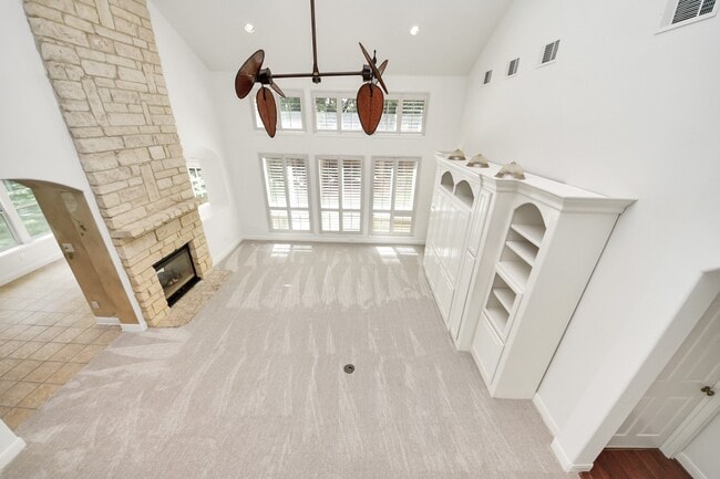 Building Photo - 3811 Parkside Dr
