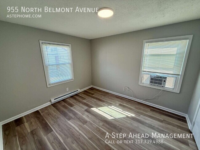 Building Photo - 955 N Belmont Ave