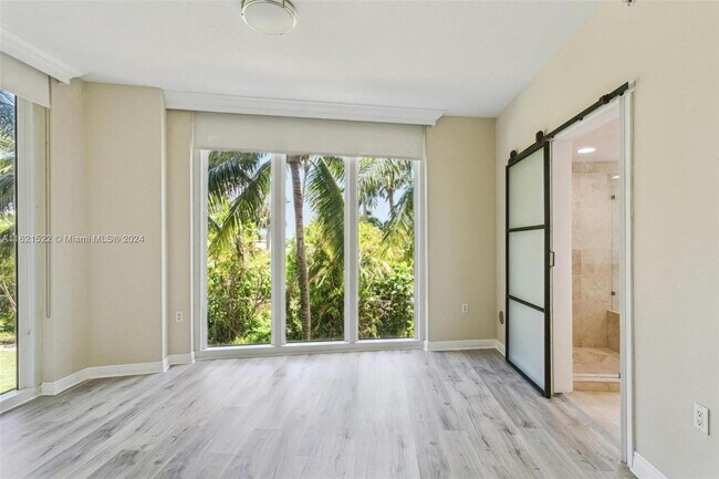 Building Photo - 1745 E Hallandale Beach Blvd