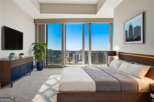 Building Photo - 1065 Peachtree St NE