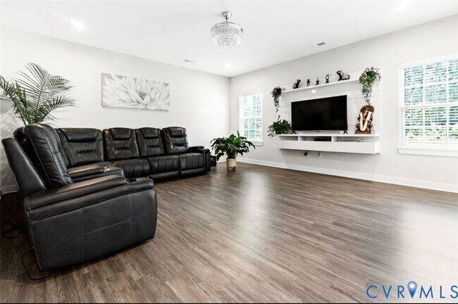 Building Photo - 16043 Cambria Cove Blvd