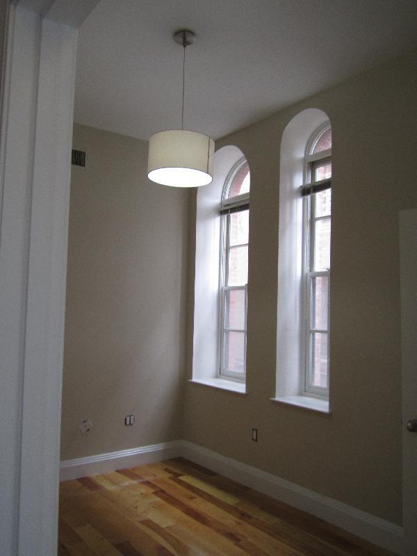 Building Photo - 2 bedroom in Somerville MA 02143