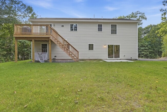 Building Photo - 104 Hilltop Dr