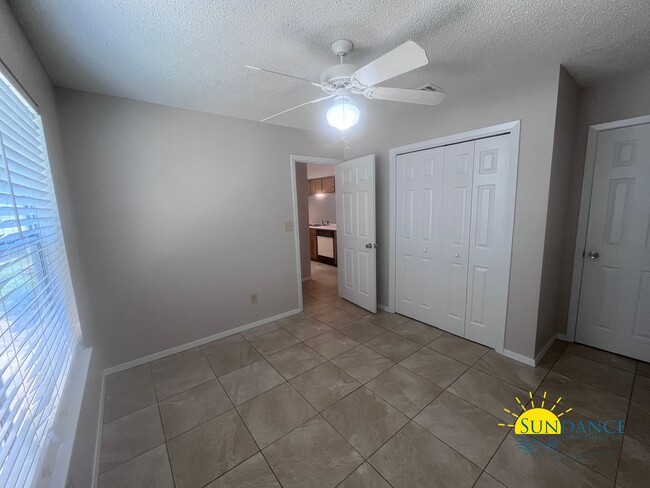 Building Photo - Nice 2 Bedroom Unit in Niceville!