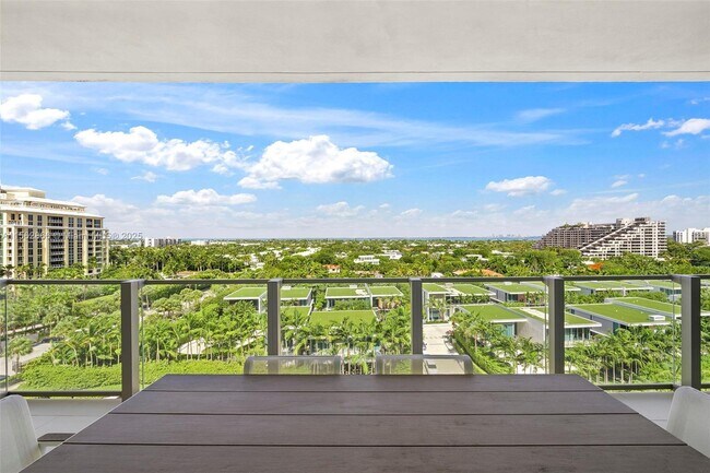 Building Photo - 360 Ocean Dr